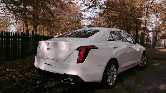 2020 CADILLAC CT4 : CONTRAST FALL IN LUXURY STYLE