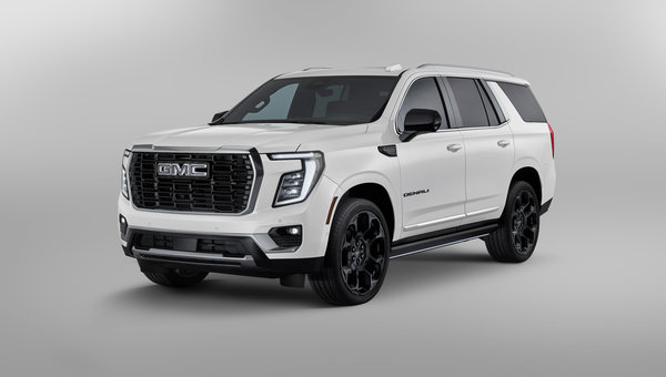 Black Accents and Bold Style: Explore the 25th Anniversary Yukon Package