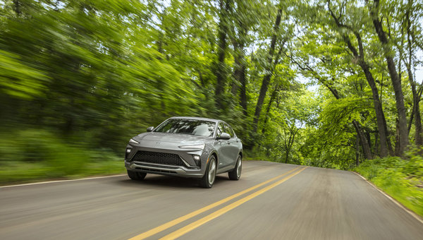 Luxury Compact SUV: 2025 Buick Envista Trim Levels and Features