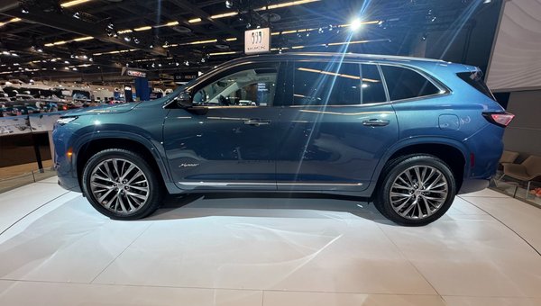 Buick Enclave 2025 : Luxe et Modernité au Salon de l’Auto de Montréal