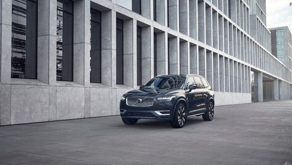 The impressive new 2023 Volvo XC90 Recharge