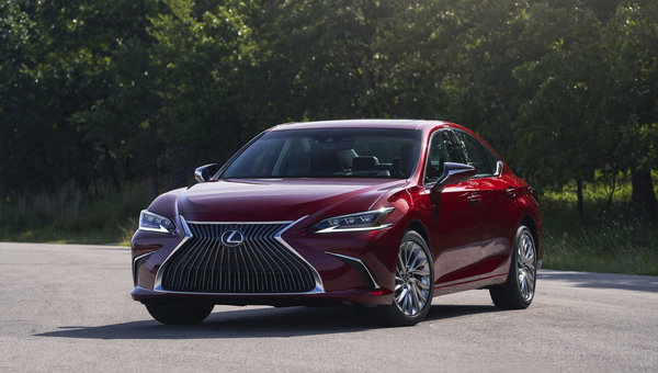 2023 Lexus ES: Elegant Sophistication