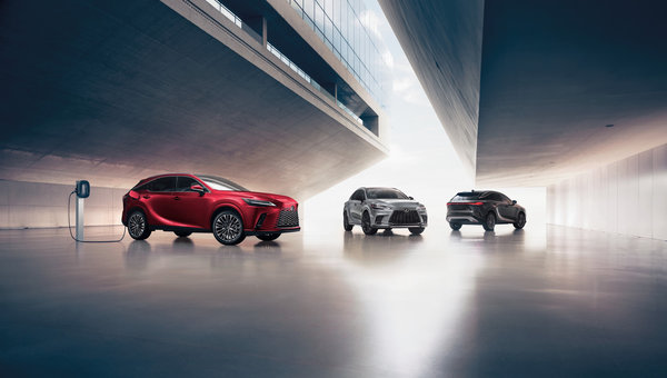 A Look at the Different Powertrains Available on the 2024 Lexus RX