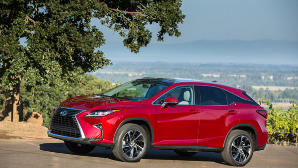 Answering All of Your Questions About the Lexus Certified Pre-Owned Program In Canada