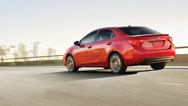 2017 Toyota Corolla vs 2017 Honda Civic: it all boils down to your needs