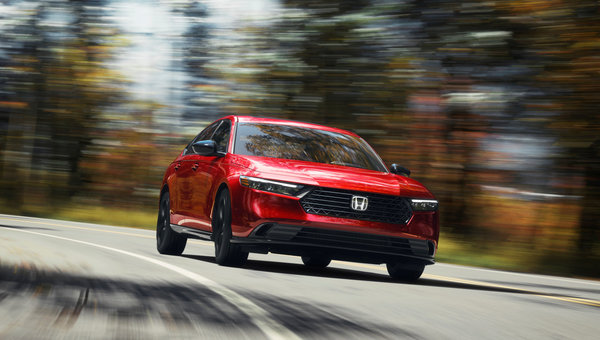 Setting New Safety Standards: The Pioneering 2024 Honda Accord