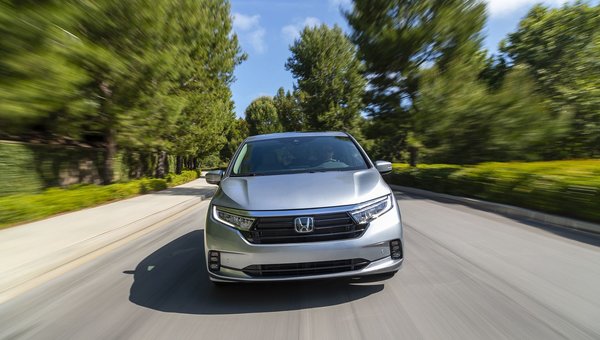 Depuis le siège du conducteur : découvrez le système Honda Sensing amélioré dans l'Odyssey 2024