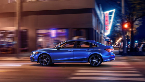 Honda Civic adds 2022 Canadian Car of the Year to its trophy case