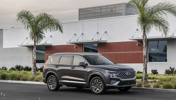 Trois raisons d'acheter un Hyundai Santa Fe 2021 au lieu d'un Toyota Highlander 2021