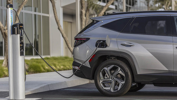 Avantages et inconvénients des hybrides, hybrides rechargeables et électriques