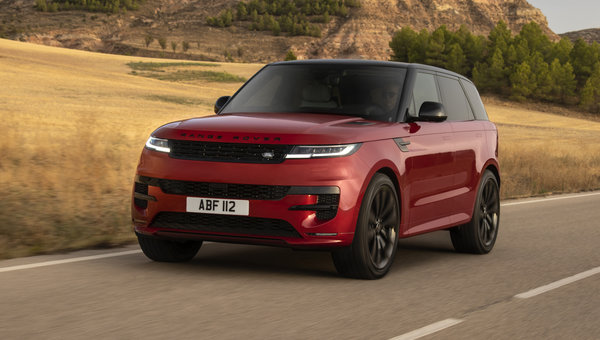 A Look at Why Business Owners Should Consider a Plug-in Hybrid Range Rover Sport