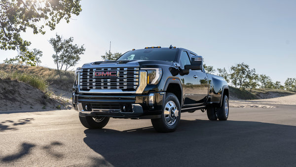Towing capacity overview for 2024 GMC Sierra HD and 2024 Chevrolet Silverado HD