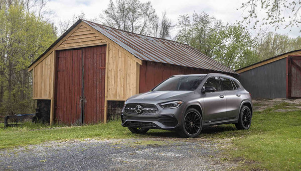 2021 Mercedes-Benz GLA vs. 2020 BMW X1