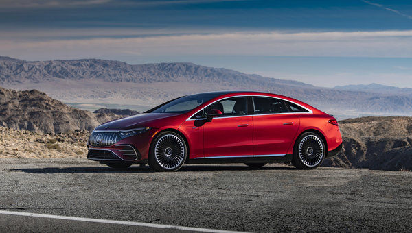 The new 2022 Mercedes-Benz EQS electric sedan has arrived in Canada