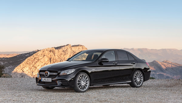The 2023 Mercedes-AMG C 43: Redefining Performance and Driving Pleasure