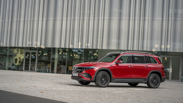 Exploring the 2023 Mercedes-Benz EQ Electric SUV Lineup