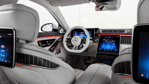 Elevating MBUX: The Integration of ChatGPT into Mercedes-Benz's Voice Control System
