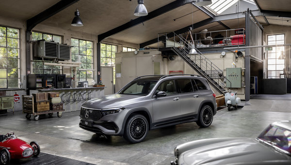 Mercedes-Benz Unveils New 2024 Mercedes-Benz EQB 300 4MATIC