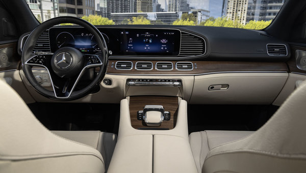 5 Must-Have Tech Features in the 2025 Mercedes GLE