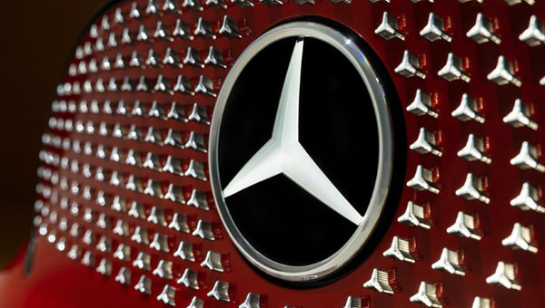 Mercedes-Benz se hisse à la septième place du classement