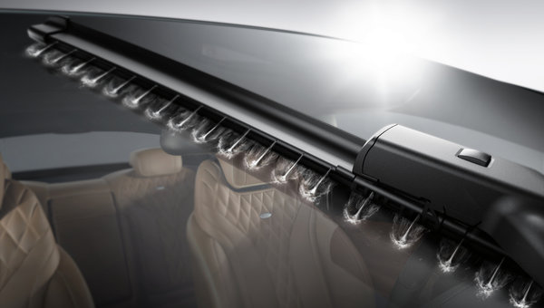 Is Your Mercedes-Benz Showing the Yellow Wiper Signal?