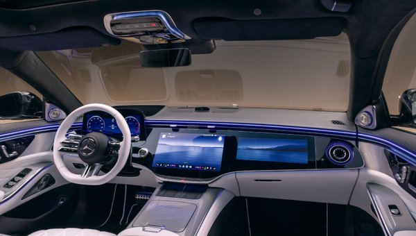 How the 2027 S-Class MBUX System Transforms Travel Time into Work Time