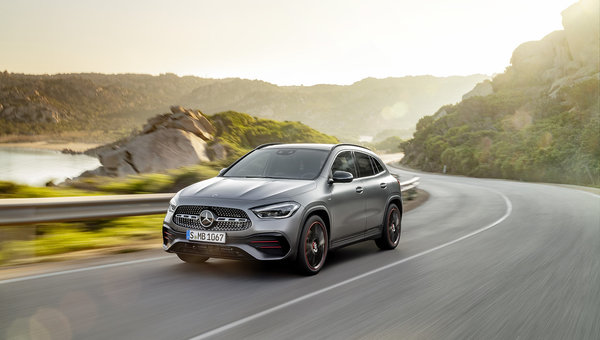 Le Mercedes-Benz GLA 2021 offre plus de puissance et plus de fonctionnalités