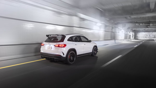 Mercedes-Benz GLA vs. BMW X1 vs. Audi Q3: for the complete package