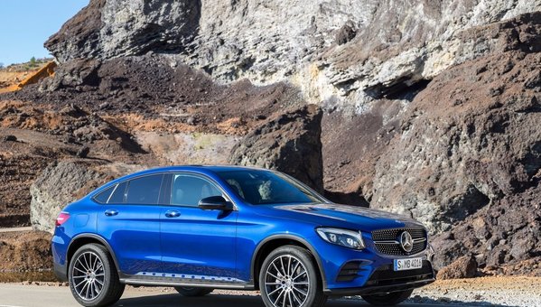 Here's What the Media Thinks of the 2017 Mercedes-Benz GLC Coupe