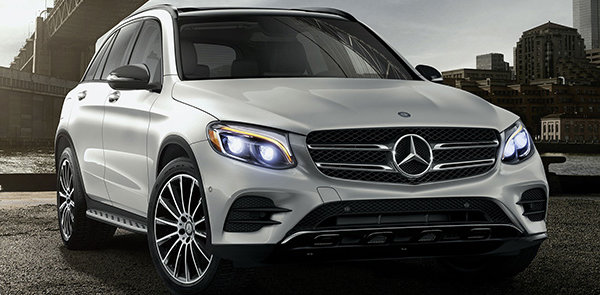 2017 Mercedes-Benz GLC 300 4Matic vs 2017 Audi Q5 in Ottawa