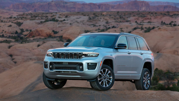 What's New for the 2025 Jeep Grand Cherokee