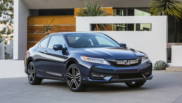 2017 Honda Accord: the midsize sedan that offers everything