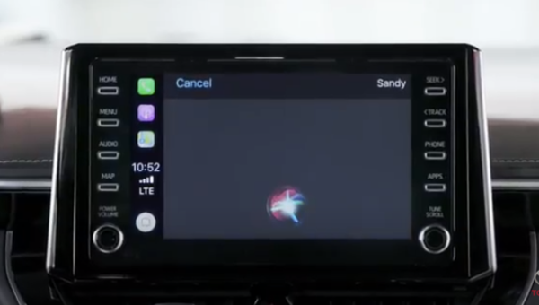 Apple CarPlay - Comment utiliser Siri