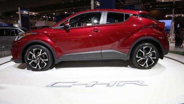 New 2018 Toyota C-HR and Toyota COMS Unveiled at Montreal Auto Show