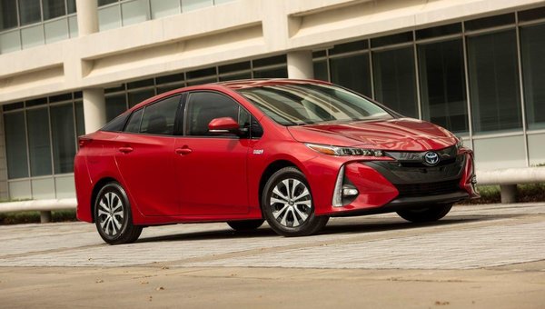 Features of the 2020 Toyota Prius Prime