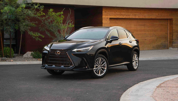 A Look at the Impressive Winter Comfort Technologies in the 2023 Lexus NX