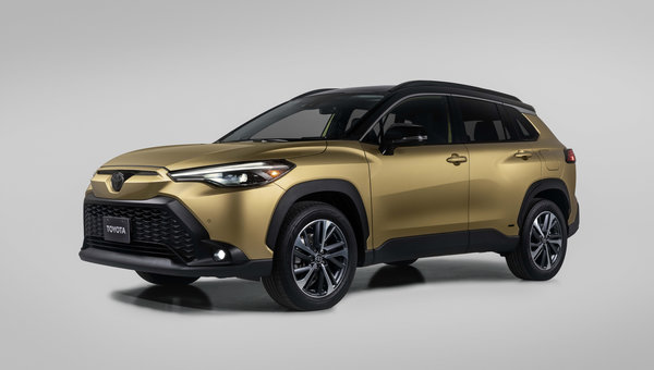 2023 Toyota Corolla Cross: Advanced Tech and Performance Upgrades Redefine the Compact Crossover Segment