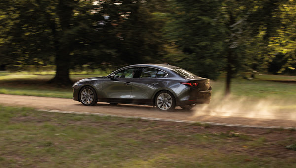 2021 Mazda3 vs. 2022 Honda Civic: For the Love of the Drive