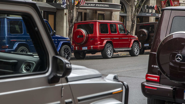 Qu’est-ce que la technologie d’avertissement de sortie du véhicule de Mercedes-Benz ?