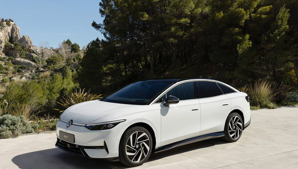 Volkswagen's Electric Luxury Sedan: 2025 Volkswagen ID.7