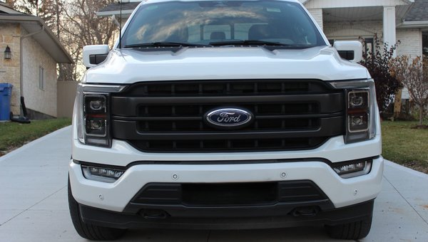 Why Smart Sellers Are Moving Their Vehicles Online — And Why SkipTheDealerships.ca Is Leading the Way