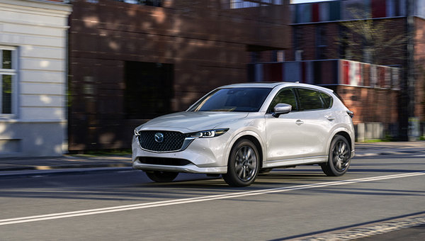 MAZDA CX-3 VS. MAZDA CX-5 IN TORONTO, ONTARIO