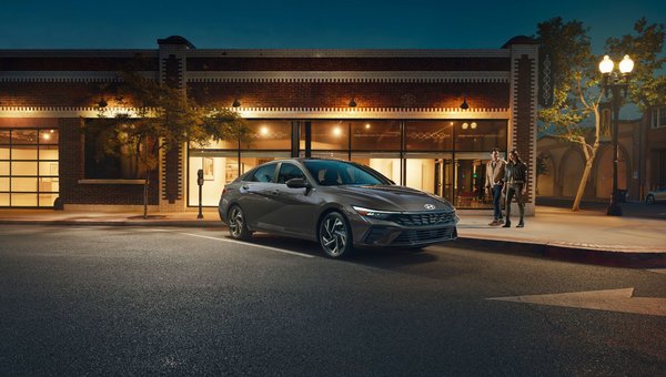 2026 Elantra Hybrid: Your Questions Answered