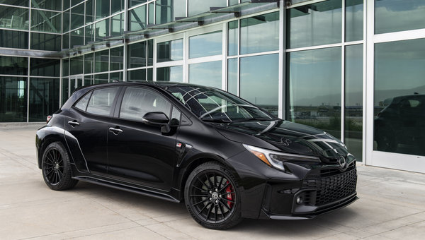 Toyota GR Corolla 2026 : améliorations éprouvées en piste pour passionnés de compactes sportives à Gatineau