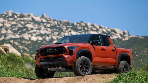 Tacoma Hybride 2026 : À la conquête des collines de l'Outaouais avec un couple de 465 lb-pi