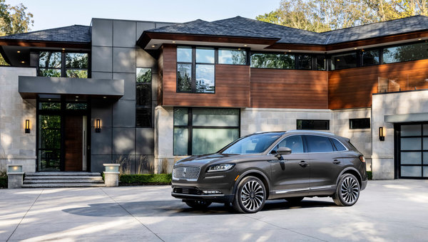 Why Choosing a Pre-Owned Lincoln Vehicle Makes a Lot of Sense