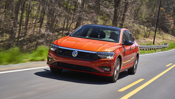 2020 Volkswagen Jetta vs. 2020 Hyundai Elantra