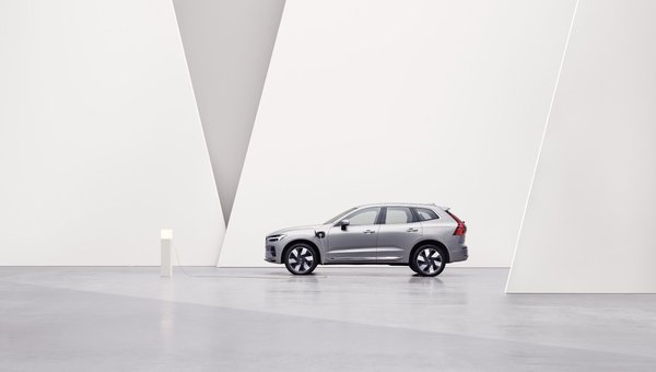 A Look at the Impressive New Volvo XC60 Recharge