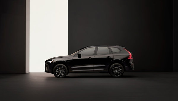 New Addition in its 2024 Lineup: Volvo Car Canada Unveils the XC60 Black Edition