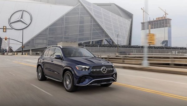 2026 Mercedes-Benz GLE: How Does the Air Suspension Work?